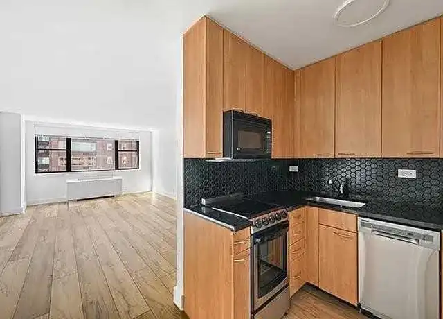 Property at 315 W 57th St Unit 15G, New York, NY, 10019, 0 beds, 1 bath, [object Object]