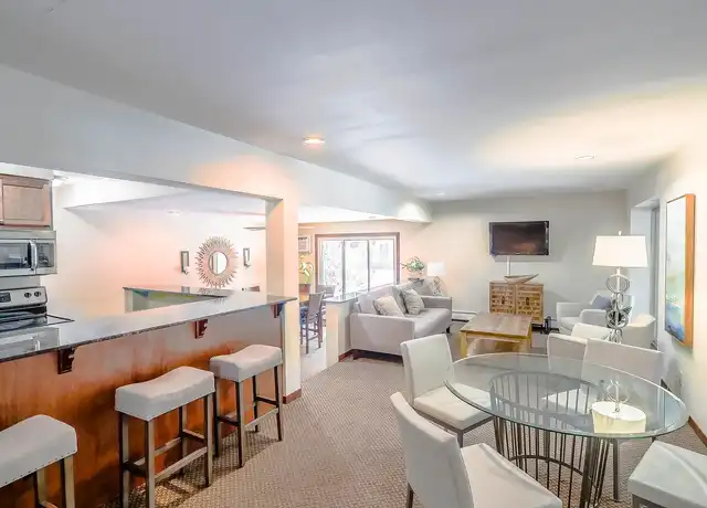 Property at Lake West on France - 3029 France Ave S, Minneapolis, MN, 55416, 1 bed, 1 bath, [object Object]