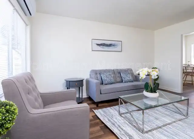 Property at 861 S Beverly St Unit 861b, Wichita, KS, 67218, 1 bed, 1 bath, [object Object]