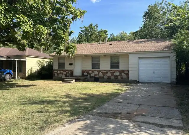 Property at 4220 SE 24th St, Oklahoma City, OK, 73115, 2 beds, 1 bath, [object Object]