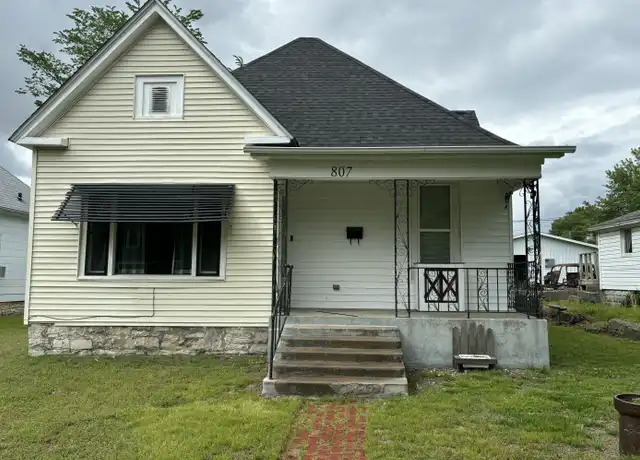 Property at 807 W 2nd St, Webb City, MO, 64870, 2 beds, 2 baths, [object Object]