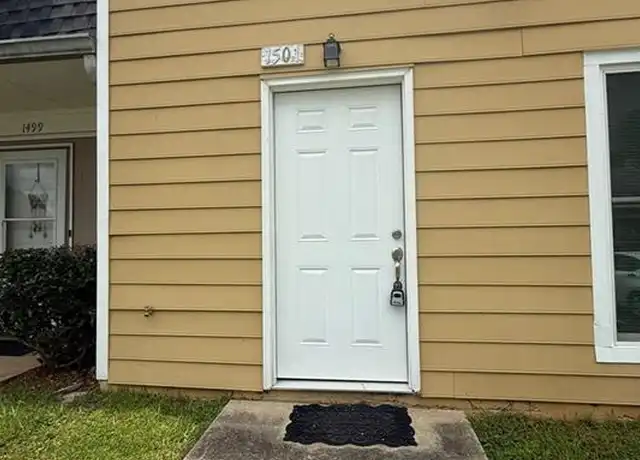 Property at 1501 Kessock Way, Stone Mountain, GA, 30083, 2 beds, 2.5 baths, [object Object]