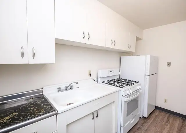 Photo of 1106 Laurel Ave, Saint Paul, MN 55104