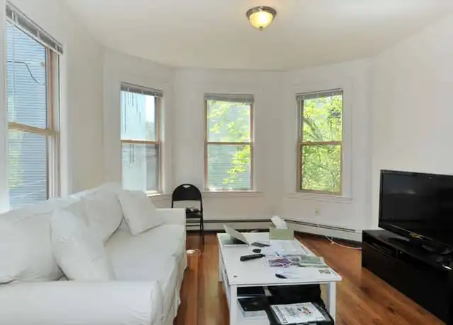 Property at 365 Western Ave Unit 2, Cambridge, MA, 02139, 2 beds, 1 bath, [object Object]