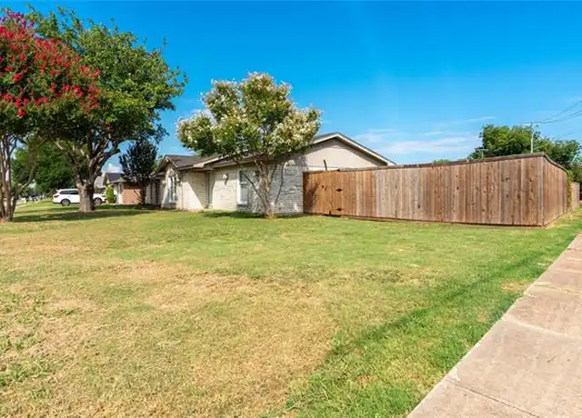 Property at 902 Toyah Creek Ln, Garland, TX, 75040, 3 beds, 2 baths, [object Object]