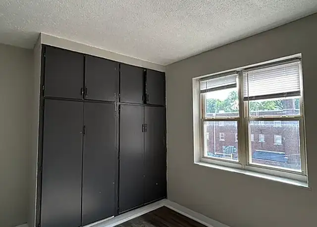 Photo of 4741 E Washington St, Indianapolis, IN 46201