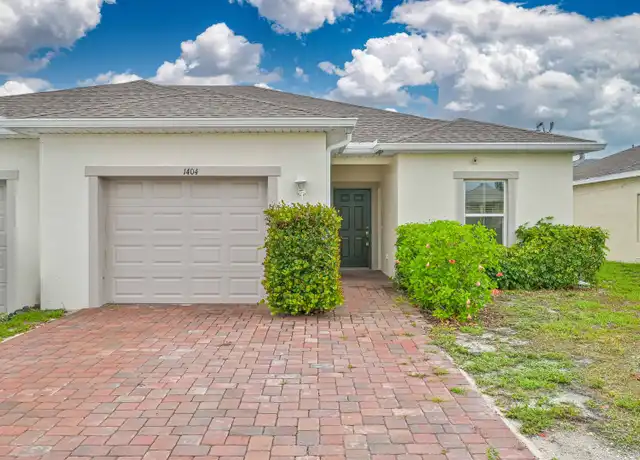 Property at 1404 Trafalgar Pkwy, Cape Coral, FL, 33991, 3 beds, 2 baths, [object Object]