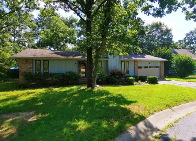 Property at 5 Hickory Ln, Maumelle, AR, 72113, 3 beds, 2 baths, [object Object]
