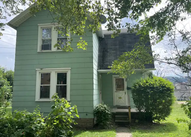 Property at 708 Penn Ave, Midland, PA, 15059, 2 beds, 1 bath, [object Object]
