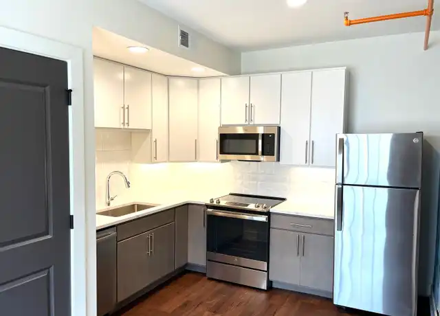 Property at 935 Franklin St Unit 204, Louisville, KY, 40206, 2 beds, 1 bath, [object Object]