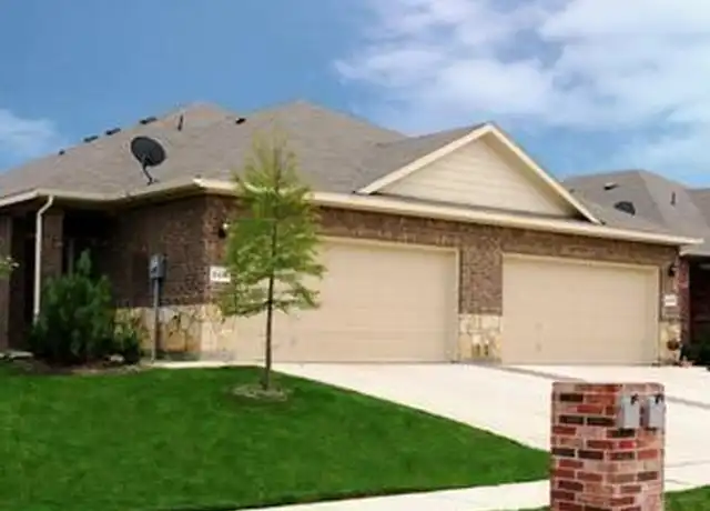 Property at 1413 Piedmont Dr, Mansfield, TX, 76063, 3 beds, 2 baths, [object Object]