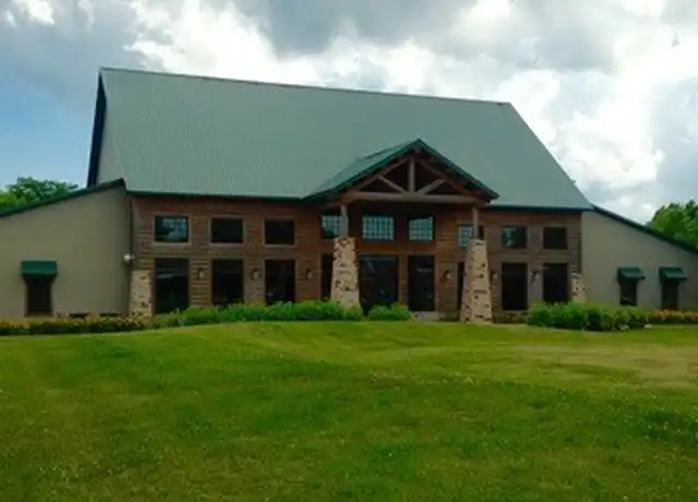 Property at 1000 Lakewood Dr, Macomb, IL, 61455, 1 bed, 1.5 baths, [object Object]