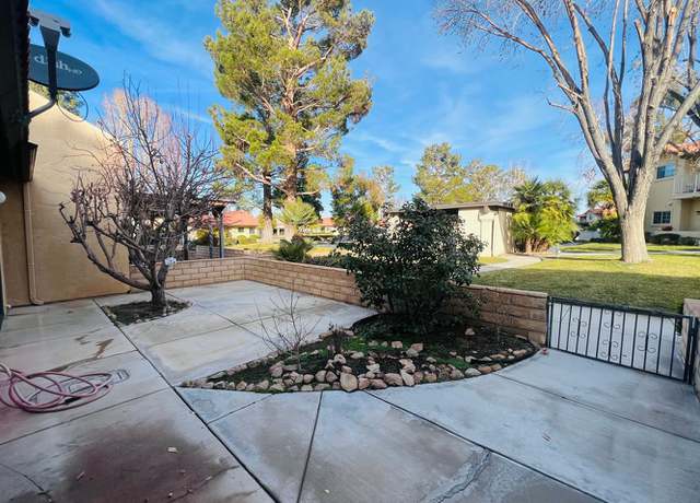 Photo of 11665 Ash St, Apple Valley, CA 92308