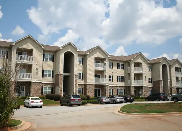 Property at 1309 Town Creek Cir, Greensboro, GA, 30642, 2 beds, 2 baths, [object Object]