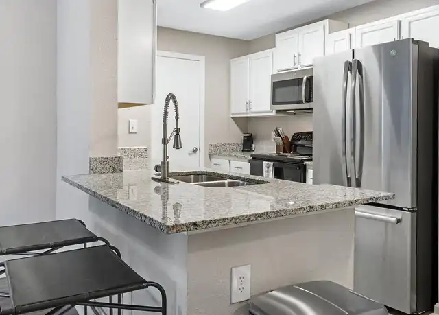 Property at 195 N Creek Dr, Summerville, SC, 29486, 1-2 bed, 1-2 bath, [object Object]