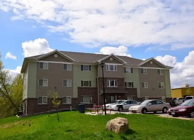 Property at 701 S Victory Dr Unit 8, Mankato, MN, 56001, 2 beds, 1 bath, [object Object]