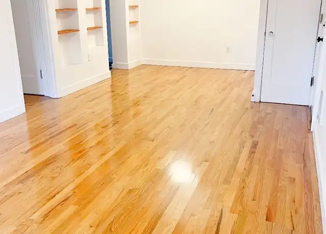 Property at 411 NE 22nd Ave Unit 201, Portland, OR, 97232, 1 bed, 1 bath, [object Object]