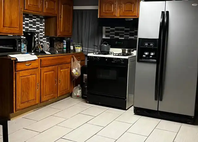 Property at 5620 W Melrose St Unit G, Chicago, IL, 60634, 2 beds, 1 bath, [object Object]