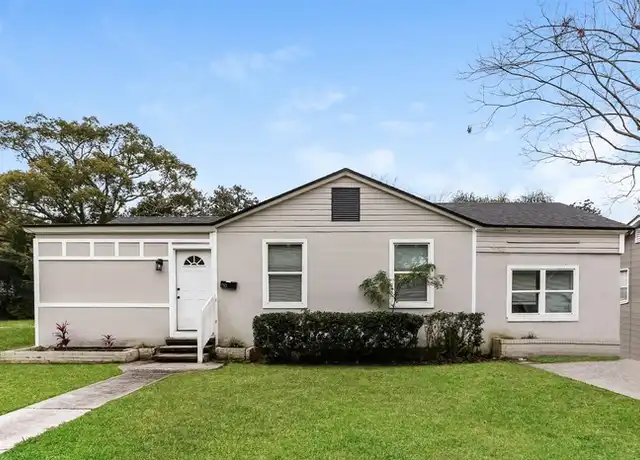 Property at 1762 Orlando Cir N, Jacksonville, FL, 32207, 4 beds, 2 baths, [object Object]