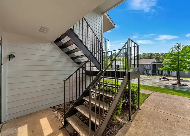 Property at Oak Manor Apartments - 504 S Van Buren St, Henderson, TX, 75654, 1 bed, 1 bath, [object Object]