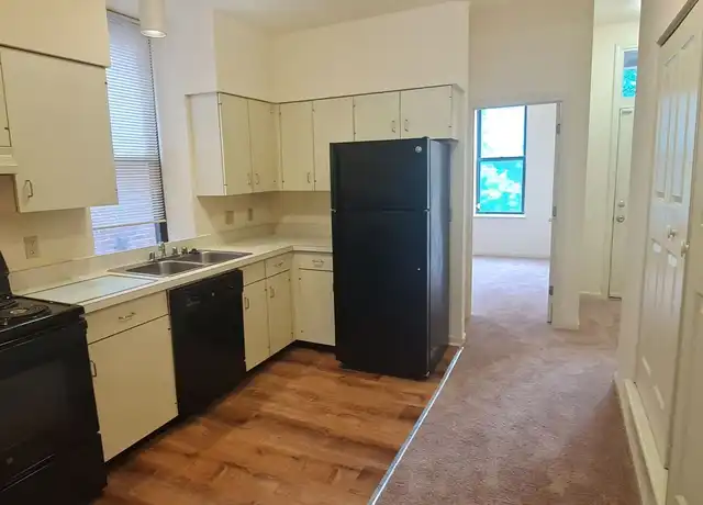 Property at 1217 Lami St Apt D (2W), St. Louis, MO, 63104, 2 beds, 1 bath, [object Object]