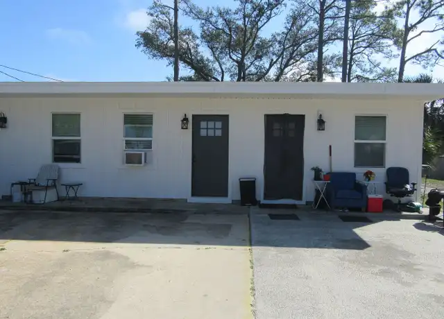 Property at 1400 Gulf Ave Unit 3, Panama City, FL, 32401, 1 bed, 1 bath, [object Object]