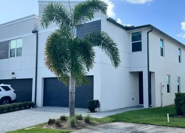 Property at 3916 SE Mentmore Ln, Stuart, FL, 34997, 3 beds, 2.5 baths, [object Object]