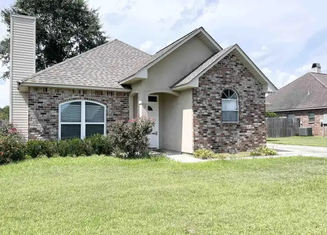 Property at 12203 Sundown Dr, Denham Springs, LA, 70726, 3 beds, 2 baths, [object Object]