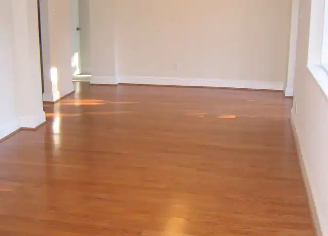 Property at 223 N Dotger Ave #4, Charlotte, NC, 28207, 2 beds, 1 bath, [object Object]