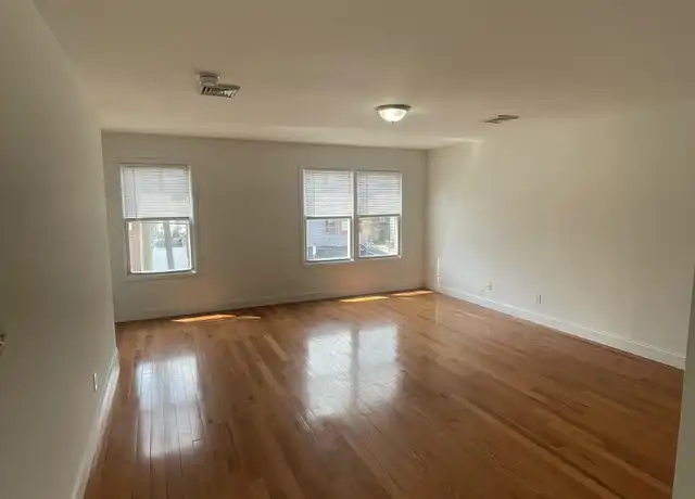 Property at 734 Garfield Ave Unit 2, Jersey City, NJ, 07305, 3 beds, 1 bath, [object Object]
