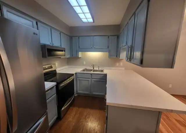 Property at 9335 Ranchview Ln N, Maple Grove, MN, 55369, 2 beds, 1 bath, [object Object]