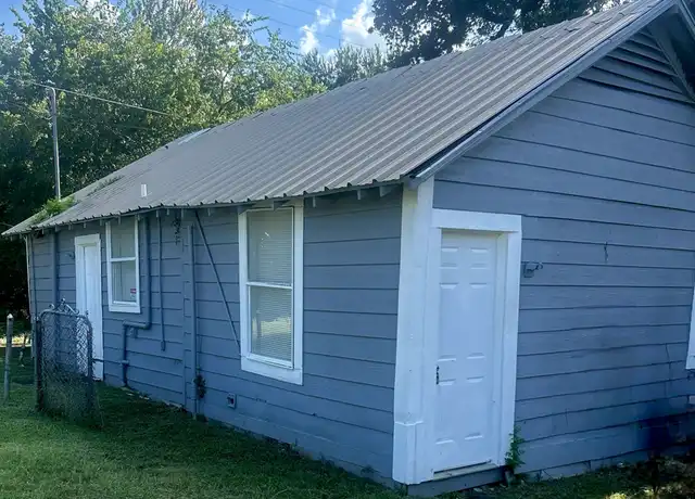 Property at 1408 W Morton St #102, Denison, TX, 75020, 2 beds, 1 bath, [object Object]