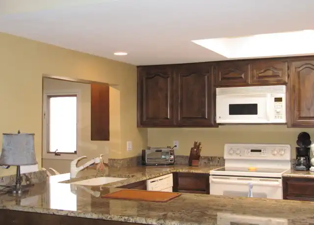Property at 5602 N Camino del Sol, Tucson, AZ, 85718, 2 beds, 2 baths, [object Object]