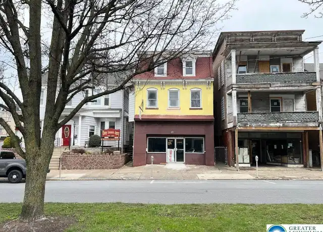 Property at 11 S Market St Apt B Rear, Shamokin, PA, 17872, 2 beds, 1 bath, [object Object]