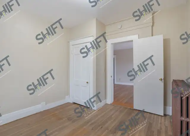 Property at 526 Leonard St NW Unit 2, Grand Rapids, MI, 49504, 2 beds, 1 bath, [object Object]
