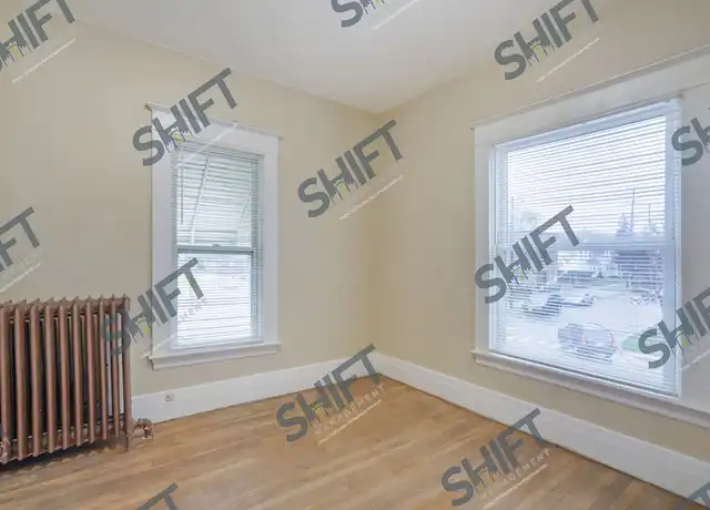 Property at 526 Leonard St NW Unit 2, Grand Rapids, MI, 49504, 2 beds, 1 bath, [object Object]