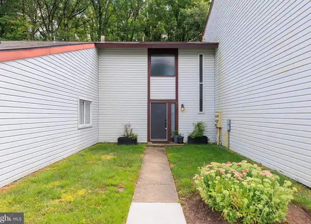 Property at 1913 Encino Dr, Crofton, MD, 21114, 2 beds, 1 bath, [object Object]