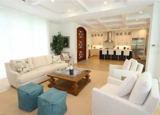 Property at 300 2nd Ave N, Naples, FL, 34102, 4 beds, 4.5 baths, [object Object]