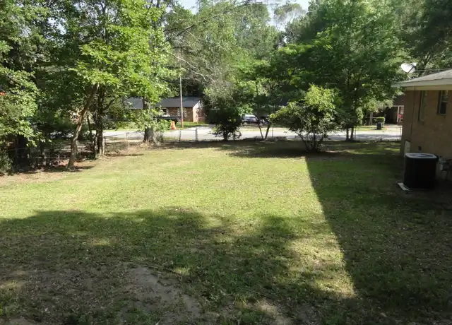 Property at 1817 Dallas Ct, Columbus, GA, 31907, 3 beds, 1 bath, [object Object]