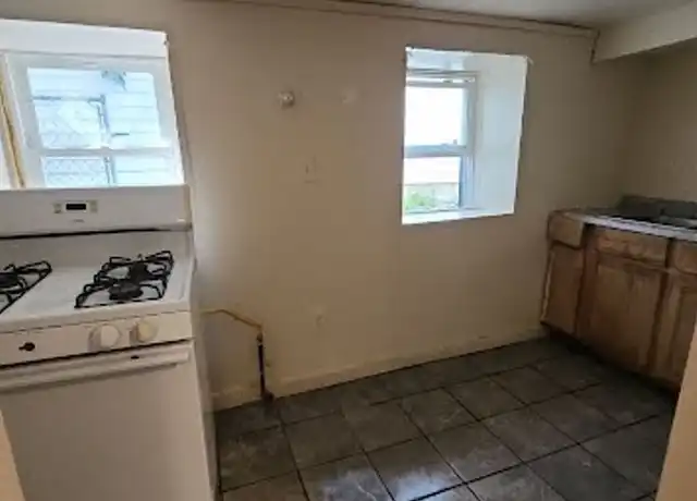Property at 2474 S 5th Pl, Milwaukee, WI, 53207, 2 beds, 1 bath, [object Object]