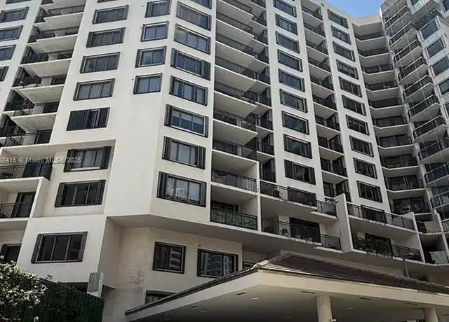 Property at 540 Brickell Key Dr #1124, Miami, FL, 33131, 1 bed, 1.5 baths, [object Object]