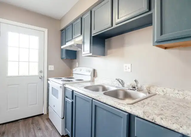 Property at 10943 Birchridge Dr, Cincinnati, OH, 45240, 3 beds, 1 bath, [object Object]