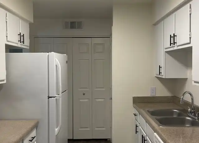 Property at 9777 N Thornydale Rd Unit ROAD11102, Tucson, AZ, 85742, 3 beds, 2 baths, [object Object]