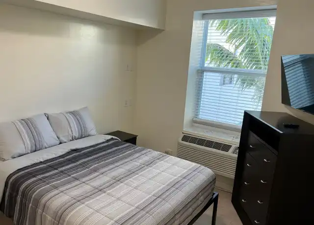 Property at 2320 N Dixie Hwy Unit 212, West Palm Beach, FL, 33407, 0 beds, 1 bath, [object Object]