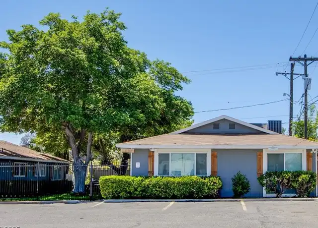 Property at 5009 Evergreen Ave Unit 2, Las Vegas, NV, 89107, 2 beds, 1 bath, [object Object]