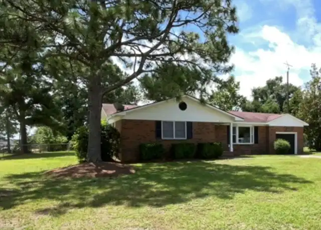 Property at 4801 Fellows Ct, Hope Mills, NC, 28348, 3 beds, 2 baths, [object Object]