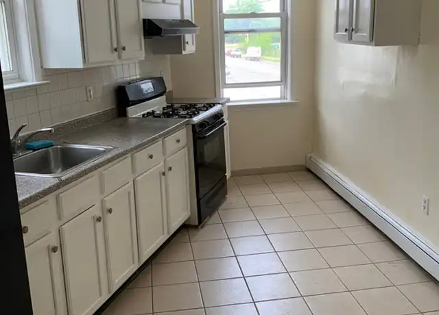 Property at 230 Trumbull St, Elizabeth, NJ, 07206, 1 bed, 1 bath, [object Object]