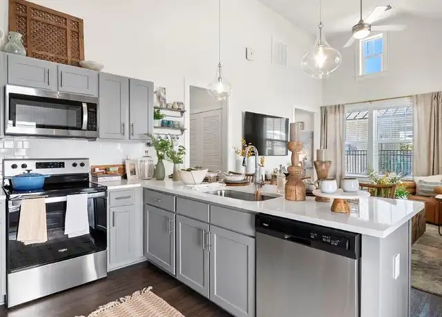 Property at The Cottages at Riverlights - 406 Ledbury Rd, Wilmington, NC, 28412, 1-3 bed, 1-2.5 bath, [object Object]