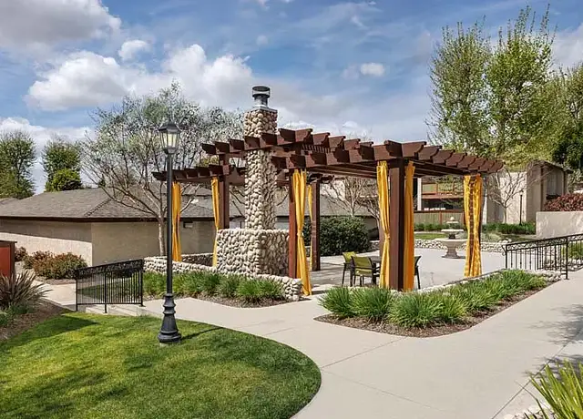 Photo of 1415 Morton Cir, Claremont, CA 91711
