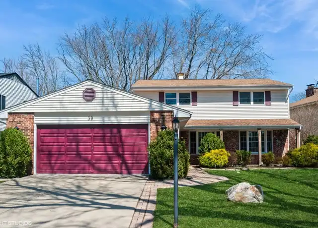 Property at 39 Berkshire Dr, Wheeling, IL, 60090, 3 beds, 2.5 baths, [object Object]